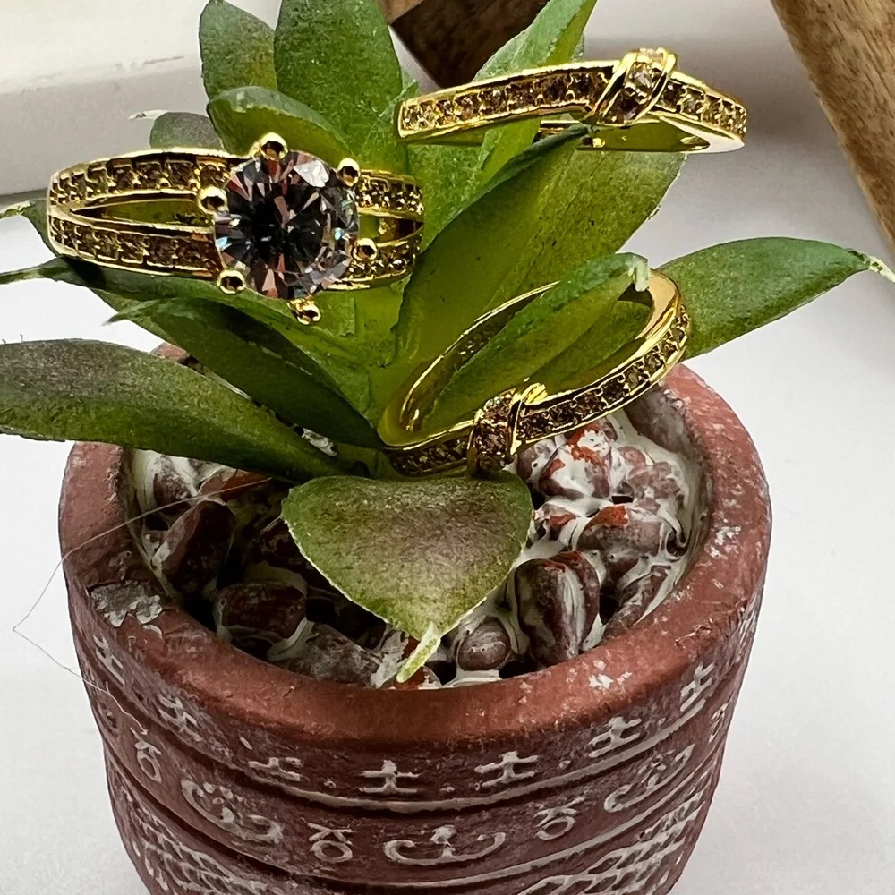 S925 18KT Gold Plated Round Zircon 3 PC SZ 8 Ring‎ Set NEW